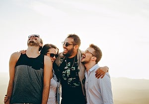 hommes célibataires
